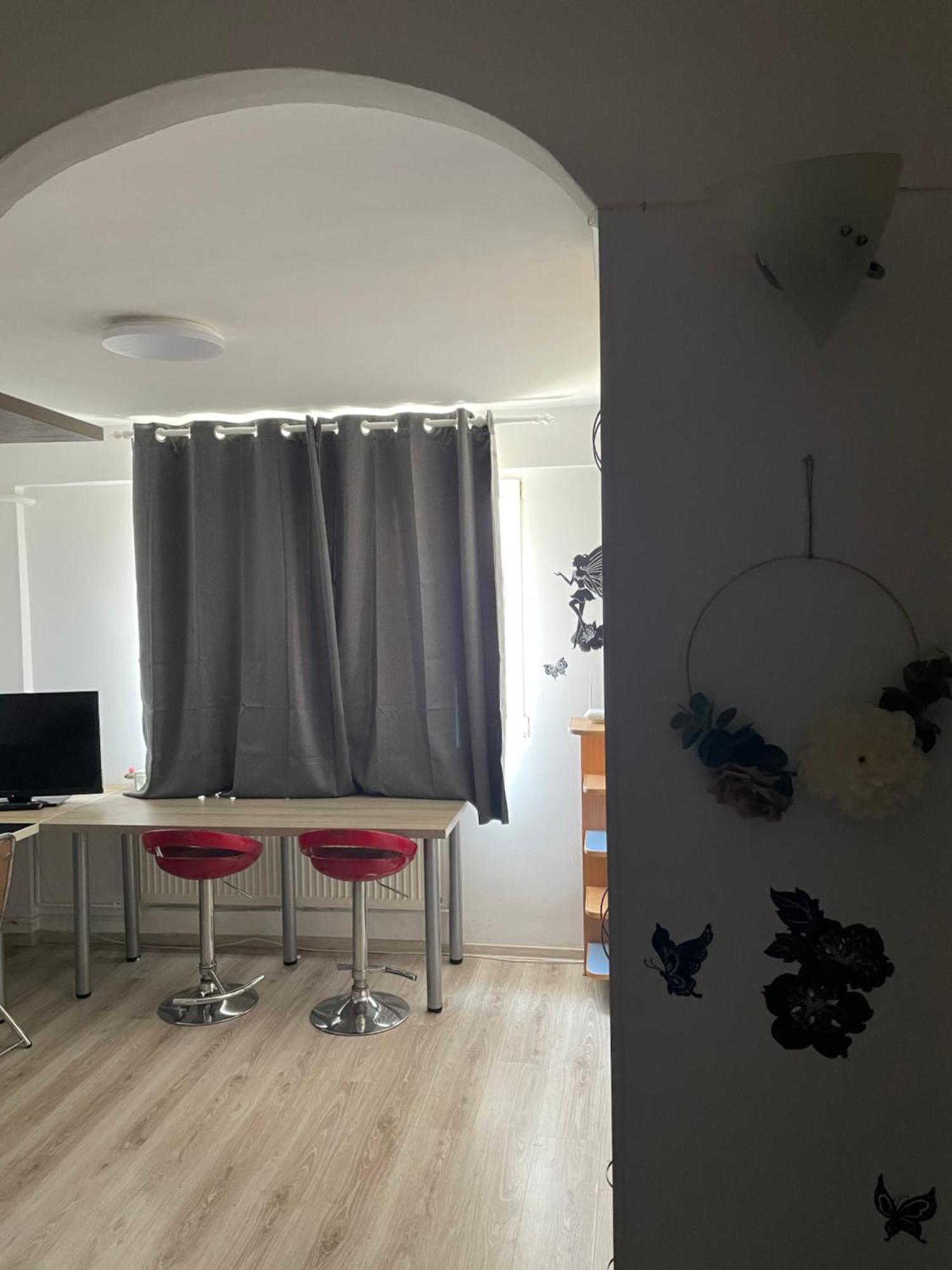 Studio Ianis Bucureşti Eksteriør bilde